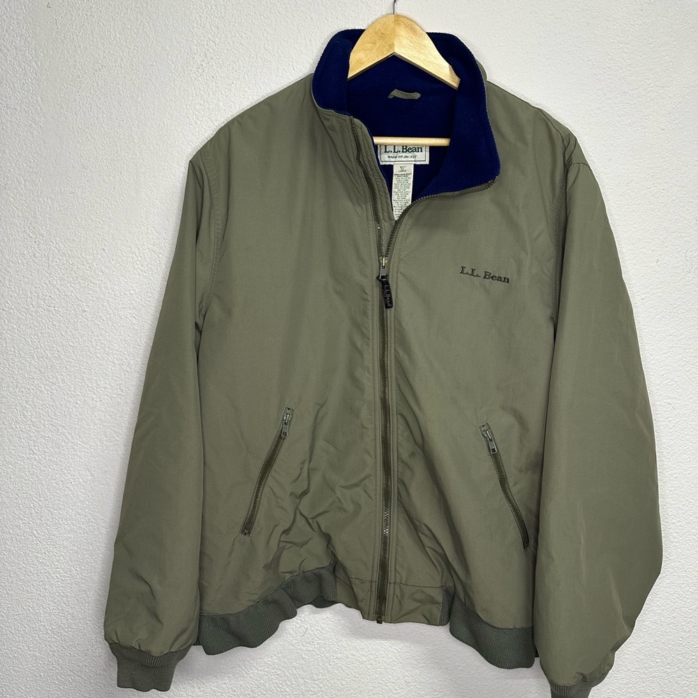 L.L. Bean Men's Khaki Windbreaker with Navy Collar